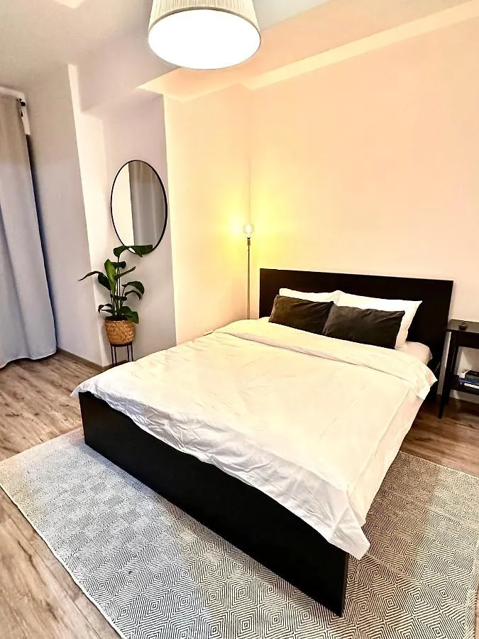 Tree House Apartment Bucharest 0*,